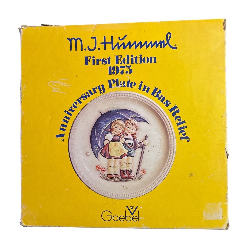 M.J. Hummel 1975 1st Ed. Anniversary Plate Stormy Weather Goebel W Germany Box